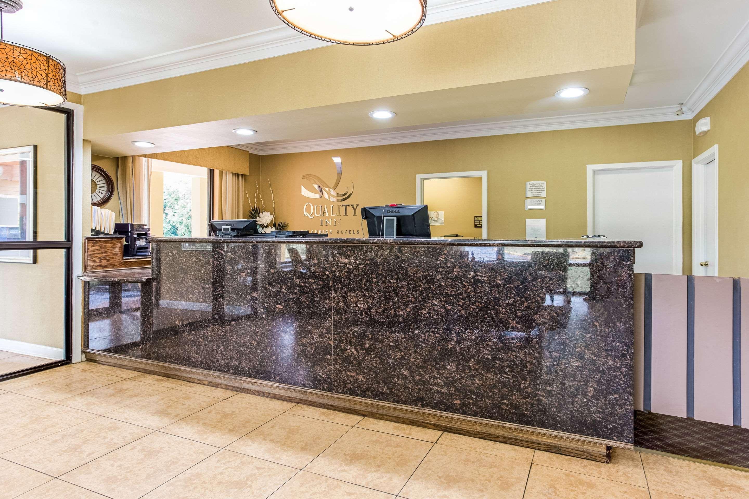 Quality Inn & Suites Corinth West Exterior photo